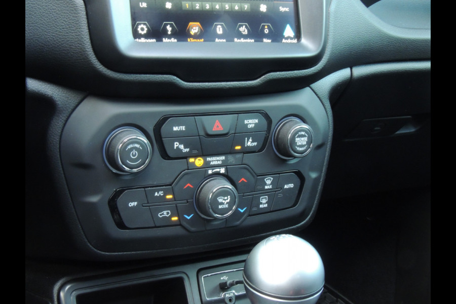 Jeep Renegade 120pk Freedom | Elec. Panoramadak | Lederen bekleding | Trekhaak