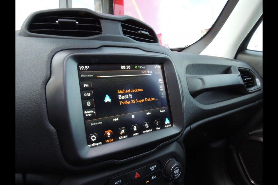 Jeep Renegade 120pk Freedom | Elec. Panoramadak | Lederen bekleding | Trekhaak