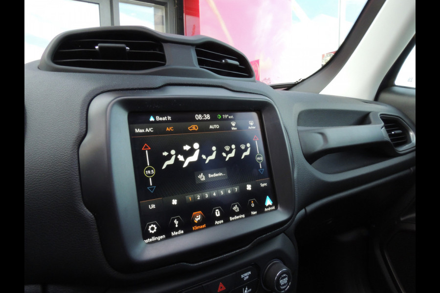 Jeep Renegade 120pk Freedom | Elec. Panoramadak | Lederen bekleding | Trekhaak
