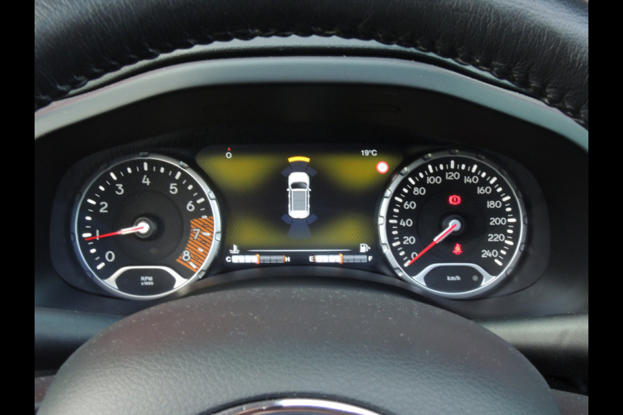Jeep Renegade 120pk Freedom | Elec. Panoramadak | Lederen bekleding | Trekhaak