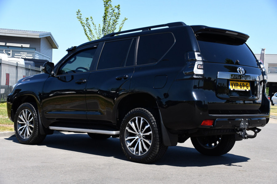 Toyota Land Cruiser 2.8 D-4D-F Professional High Black Edition Full Options, 360 camera, 5 deurs, LED, Leder, Automaat, Multimedia, Trekhaak 3500KG, uniek!