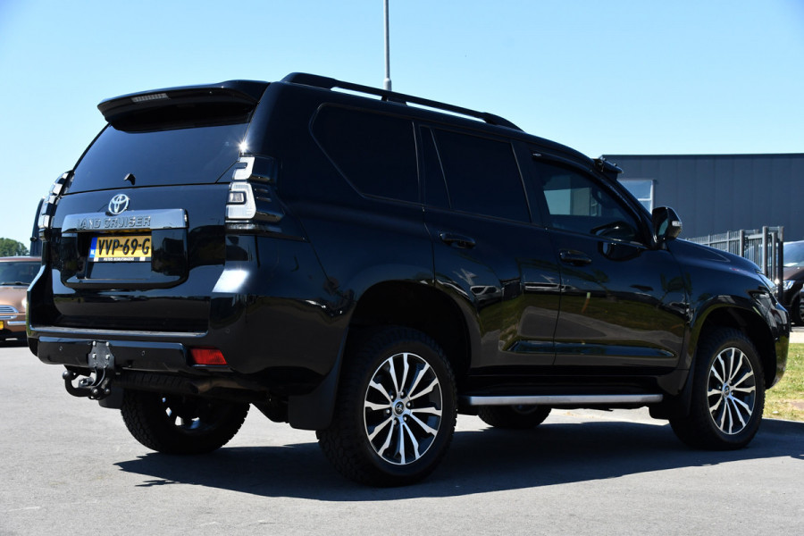Toyota Land Cruiser 2.8 D-4D-F Professional High Black Edition Full Options, 360 camera, 5 deurs, LED, Leder, Automaat, Multimedia, Trekhaak 3500KG, uniek!