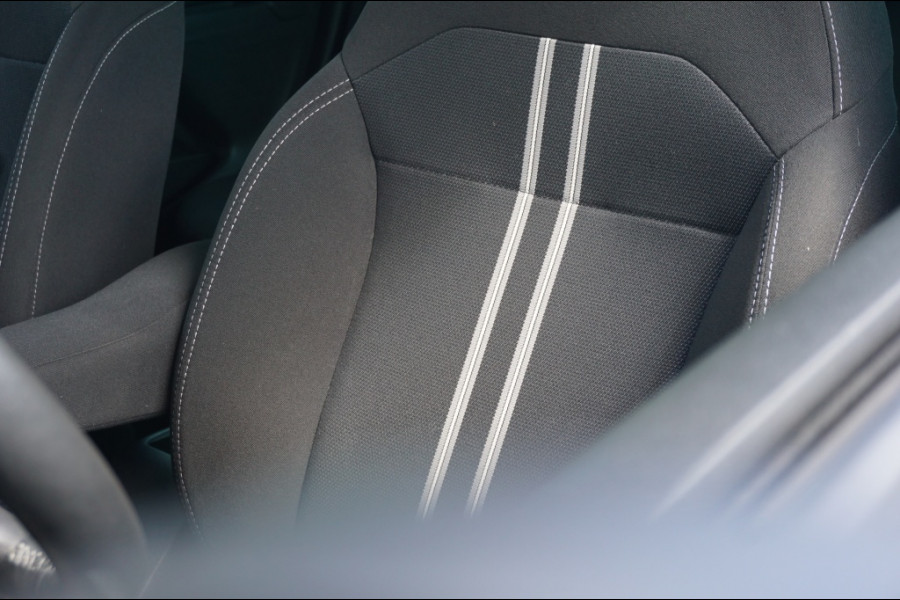 Opel Crossland 110PK Elegance NAVI | CAMERA | WINTERPACK | CARPLAY | HOGE ZIT!