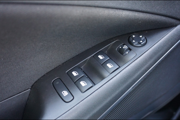 Opel Crossland 110PK Elegance NAVI | CAMERA | WINTERPACK | CARPLAY | HOGE ZIT!