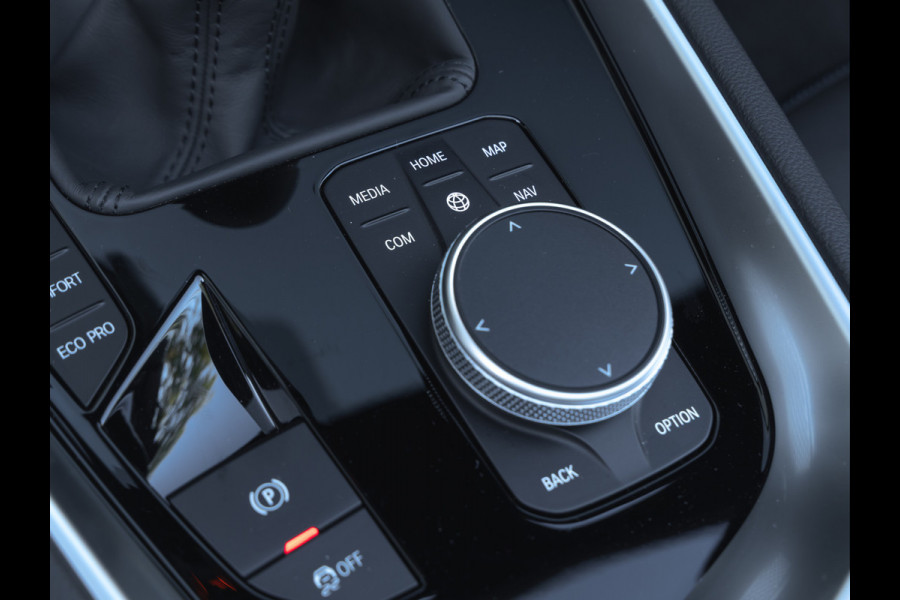 BMW Z4 Roadster M40i - Manual - Memoryzetel - Head-up - Harman Kardon