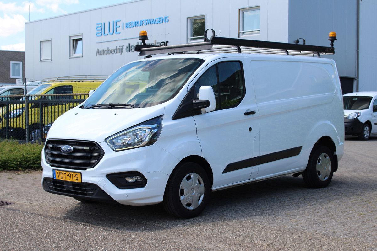 Ford Transit Custom 280 2.0 TDCI 79KW Euro6 L1 Trend ✓ Apple Carplay ✓ camera ✓ airco ✓ 3-zits ✓ imperiaal Ford Transit Custom 280 2.0 TDCI 79KW Euro6 L1 Trend ✓ Apple Carplay ✓ camera ✓ airco ✓ 3-zits ✓ imperiaal