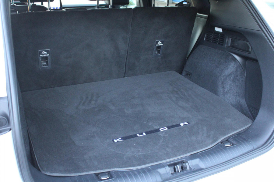 Ford Kuga 2.5 PHEV ST-Line X | Wegklapbare trekhaak | Winter Pack | 19 inch velgen + rode remklauwen | Bang&Olufsen | Elektrische achterklep