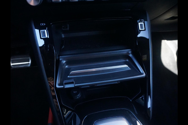 Peugeot 2008 1.2 Hybrid 136 GT