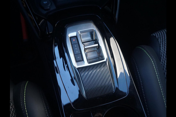 Peugeot 2008 1.2 Hybrid 136 GT