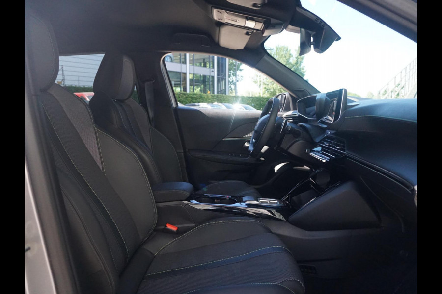 Peugeot 2008 1.2 Hybrid 136 GT
