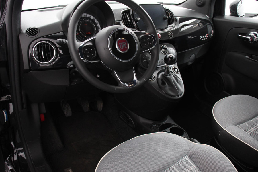 Fiat 500C 1.0 Hybrid Lounge Plus | Rood dak | Navigatie | d.m.v. Apple Carplay/Android Auto | Parkeersensor achter | Cruise Control