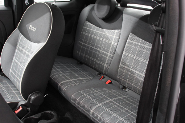 Fiat 500C 1.0 Hybrid Lounge Plus | Rood dak | Navigatie | d.m.v. Apple Carplay/Android Auto | Parkeersensor achter | Cruise Control