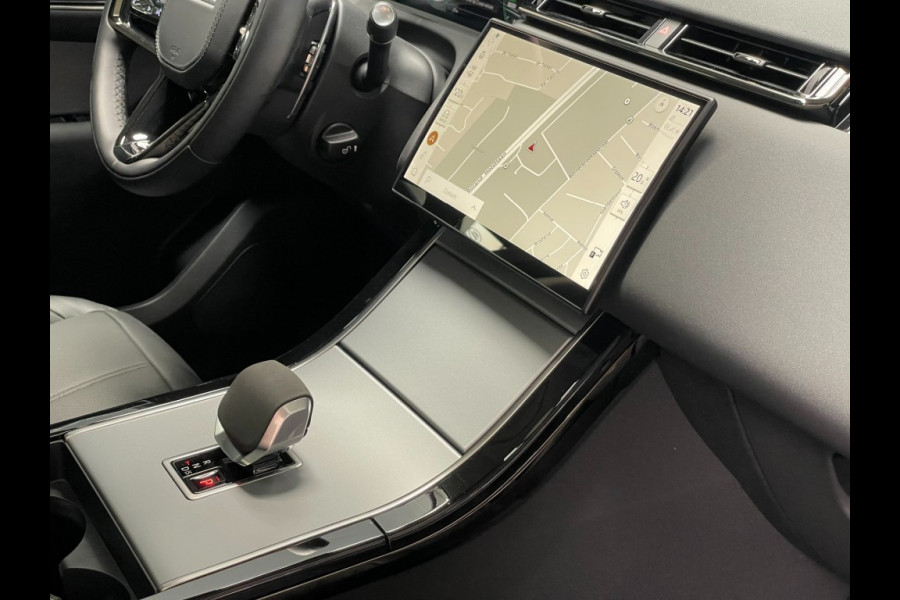 Land Rover Range Rover Velar P400e Panorama/black pack/head-up/memory stoelen/vol leer