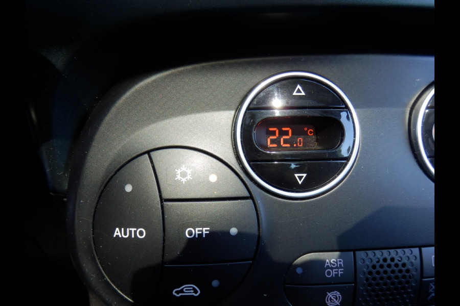Fiat 500 70pk | Hybrid | Sport | Elektr. Schuif/Kanteldak | Xenon | Clima