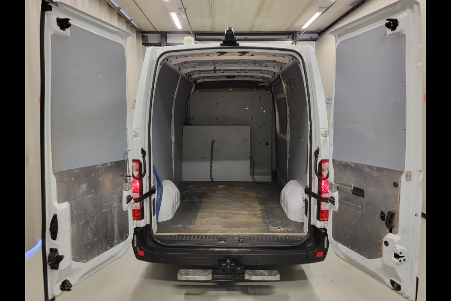 Renault Master 2.3dCi 136pk L2/H2 Trekhaak Euro 6!