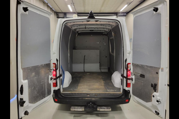 Renault Master 2.3dCi 136pk L2/H2 Trekhaak Euro 6!
