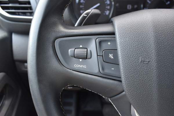 Peugeot Expert 2.0 BlueHDI 180 S&S L3 / Keyless / Automaat / Cruise Control / 17'' LM / Schuifdeur rechts
