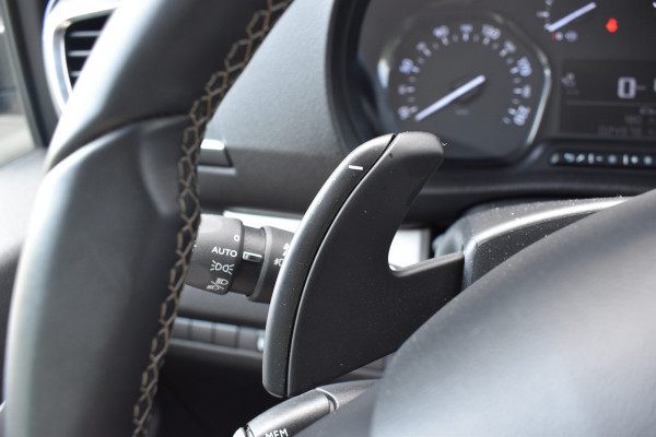 Peugeot Expert 2.0 BlueHDI 180 S&S L3 / Keyless / Automaat / Cruise Control / 17'' LM / Schuifdeur rechts