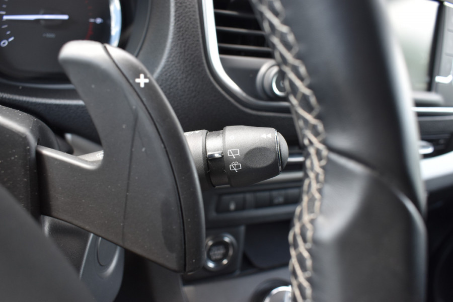 Peugeot Expert 2.0 BlueHDI 180 S&S L3 / Keyless / Automaat / Cruise Control / 17'' LM / Schuifdeur rechts