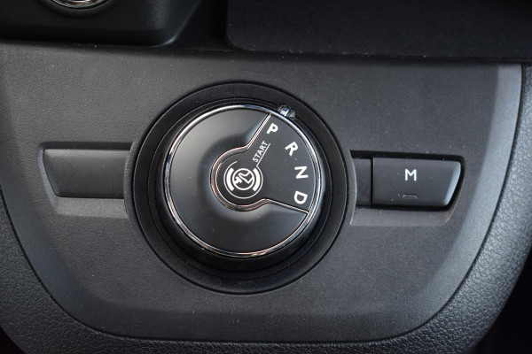 Peugeot Expert 2.0 BlueHDI 180 S&S L3 / Keyless / Automaat / Cruise Control / 17'' LM / Schuifdeur rechts