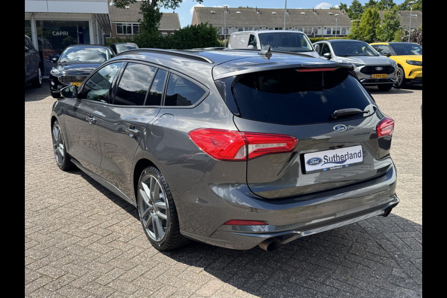 Ford FOCUS Wagon 2.3 EcoBoost ST-3 278pk | Adaptieve cruise control | Adaptieve LED |  Trekhaak | Winter Pack | Bang&Olufsen | Elektrische achterklep | Head up Display