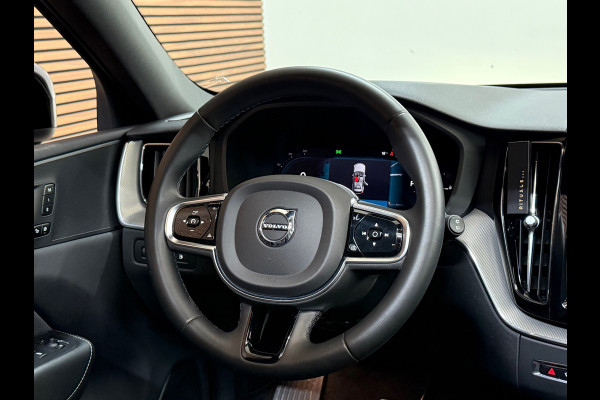 Volvo XC60 2.0 T6 Plug-in hybrid AWD R-Design | Facelift | Black Pack |Pano | Leder