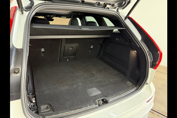 Volvo XC60 2.0 T6 Plug-in hybrid AWD R-Design | Facelift | Black Pack |Pano | Leder