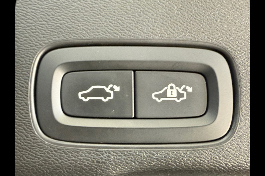 Volvo XC60 2.0 T6 Plug-in hybrid AWD R-Design | Facelift | Black Pack |Pano | Leder