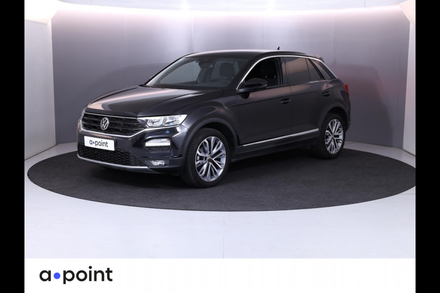 Volkswagen T-Roc 1.5 TSI Sport 150 pk Automaat (DSG) | Autom. airco | Parkeersensoren | Lichtmetalen velgen 18" | Extra getint glas |