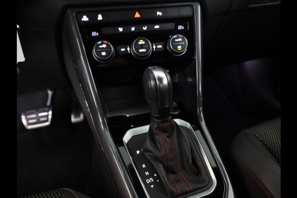 Volkswagen T-Roc 1.5 TSI Sport 150 pk Automaat (DSG) | Autom. airco | Parkeersensoren | Lichtmetalen velgen 18" | Extra getint glas |