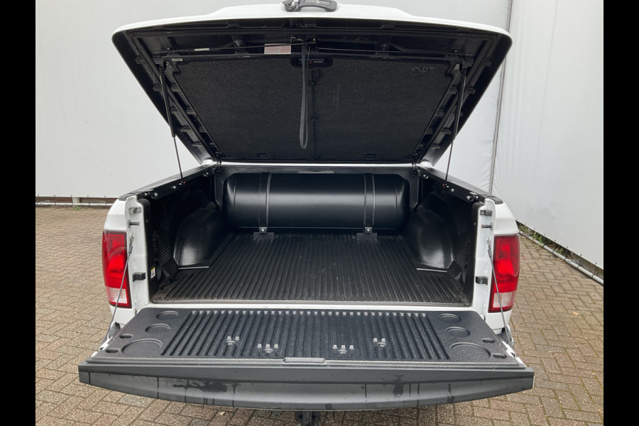 Dodge Ram 1500 5.7 V8 4x4 Crew Cab 5'7 Sport LPG Trekhaak Orig.NL Schuif-dak Leder Stoel/Stuurverw Cam!