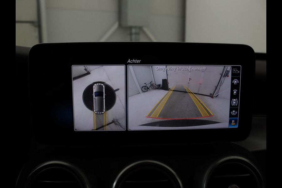 Mercedes-Benz C-Klasse 300e AMG | Panoramadak | Leder | Adaptive cruise | Stoelverwarming | Matrix LED | 360 camera | Carplay | Navigatie | Park Assist