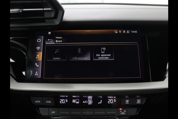 Audi A3 30 TFSI S edition | Carplay | Trekhaak | Sportstoelen | Navigatie | Virtual Cockpit | Half leder | Full LED | Climate control | Cruise control | Getint glas
