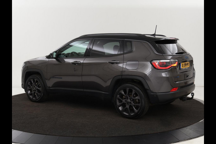 Jeep Compass 4xe 240 Plug-in Hybrid Electric S | Leder | Trekhaak | Alpine Sound | Stoel & stuurverwarming | Navigatie | Xenon | Camera | Carplay | Keyless | Climate control