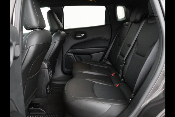 Jeep Compass 4xe 240 Plug-in Hybrid Electric S | Leder | Trekhaak | Alpine Sound | Stoel & stuurverwarming | Navigatie | Xenon | Camera | Carplay | Keyless | Climate control