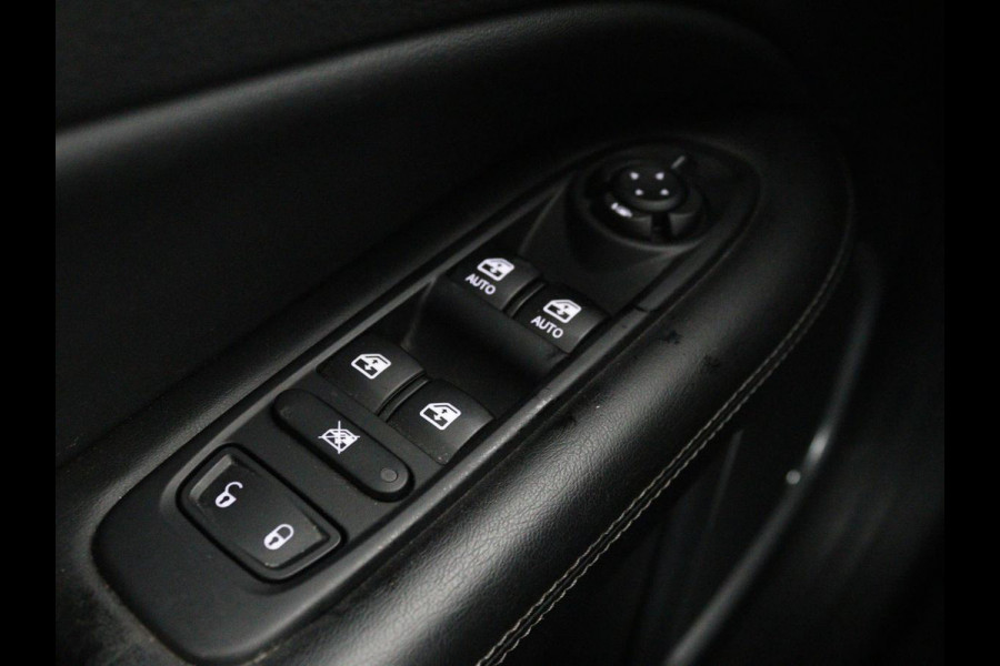 Jeep Compass 4xe 240 Plug-in Hybrid Electric S | Leder | Trekhaak | Alpine Sound | Stoel & stuurverwarming | Navigatie | Xenon | Camera | Carplay | Keyless | Climate control