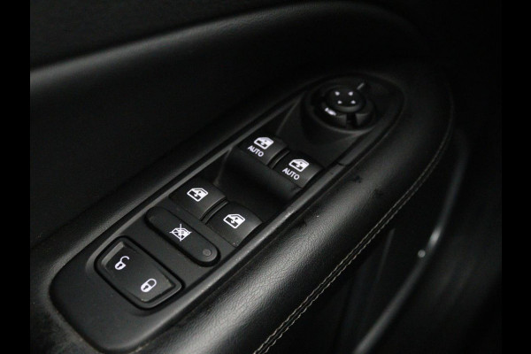 Jeep Compass 4xe 240 Plug-in Hybrid Electric S | Leder | Trekhaak | Alpine Sound | Stoel & stuurverwarming | Navigatie | Xenon | Camera | Carplay | Keyless | Climate control