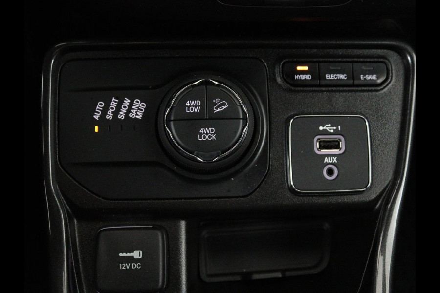 Jeep Compass 4xe 240 Plug-in Hybrid Electric S | Leder | Trekhaak | Alpine Sound | Stoel & stuurverwarming | Navigatie | Xenon | Camera | Carplay | Keyless | Climate control