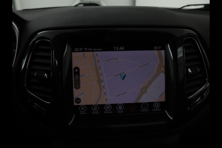 Jeep Compass 4xe 240 Plug-in Hybrid Electric S | Leder | Trekhaak | Alpine Sound | Stoel & stuurverwarming | Navigatie | Xenon | Camera | Carplay | Keyless | Climate control