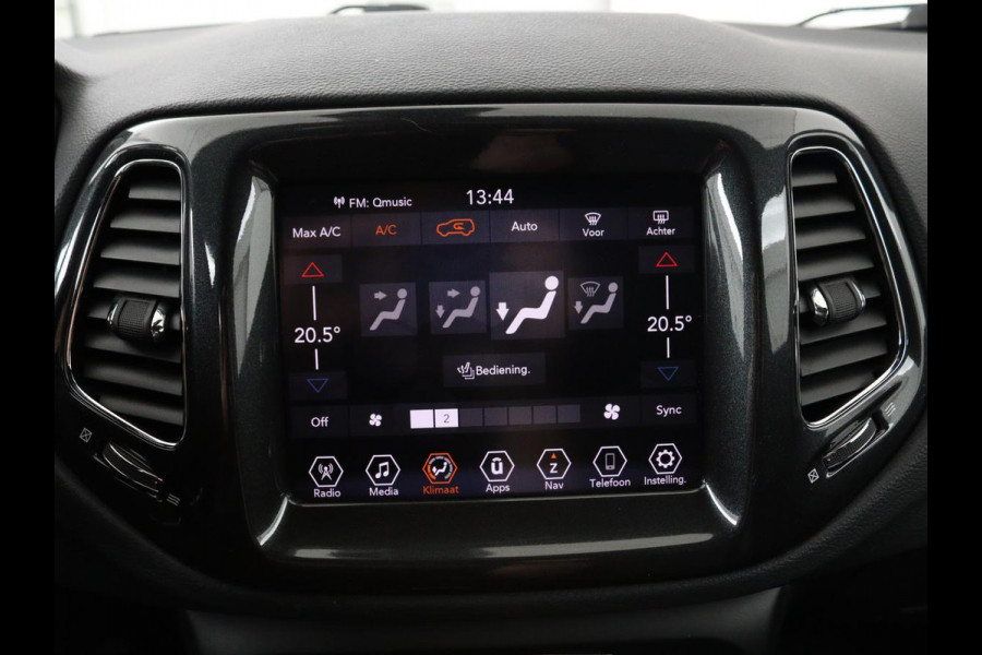Jeep Compass 4xe 240 Plug-in Hybrid Electric S | Leder | Trekhaak | Alpine Sound | Stoel & stuurverwarming | Navigatie | Xenon | Camera | Carplay | Keyless | Climate control