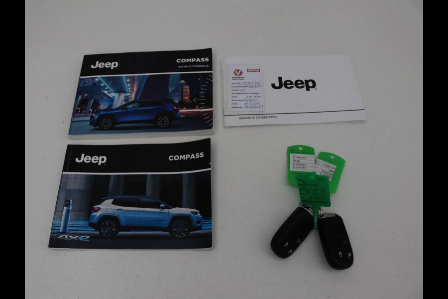 Jeep Compass 4xe 240 Plug-in Hybrid Electric S | Leder | Trekhaak | Alpine Sound | Stoel & stuurverwarming | Navigatie | Xenon | Camera | Carplay | Keyless | Climate control