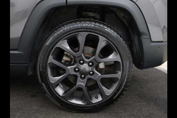 Jeep Compass 4xe 240 Plug-in Hybrid Electric S | Leder | Trekhaak | Alpine Sound | Stoel & stuurverwarming | Navigatie | Xenon | Camera | Carplay | Keyless | Climate control