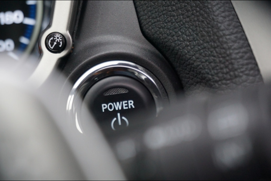 Mitsubishi Eclipse Cross PHEV AUTOMAAT ADAPTIVE | PANO | LEER | WINTERPACK | KEYLESS!