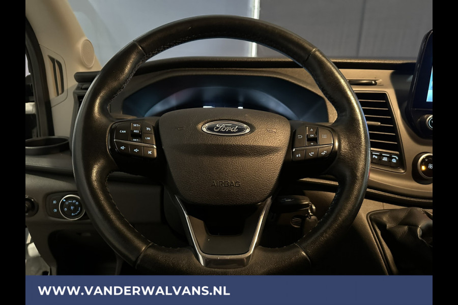 Ford Transit 2.0 TDCI 131pk L3H2 Euro6 Airco | Camera | Navigatie | Apple Carplay | Android Auto Cruisecontrol, Stoelverwarming, Verwarmde voorruit, Parkeersensoren, Bijrijdersbank, 2500kg trekvermogen