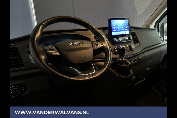 Ford Transit 2.0 TDCI 131pk L3H2 Euro6 Airco | Camera | Navigatie | Apple Carplay | Android Auto Cruisecontrol, Stoelverwarming, Verwarmde voorruit, Parkeersensoren, Bijrijdersbank, 2500kg trekvermogen
