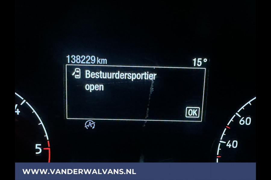 Ford Transit 2.0 TDCI 131pk L3H2 Euro6 Airco | Camera | Navigatie | Apple Carplay | Android Auto Cruisecontrol, Stoelverwarming, Verwarmde voorruit, Parkeersensoren, Bijrijdersbank, 2500kg trekvermogen