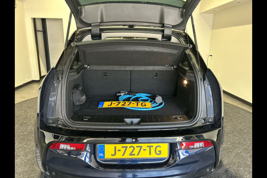 BMW i3 Executive Edition 120Ah 42 kWh | Panoramadak | stoelverwarming