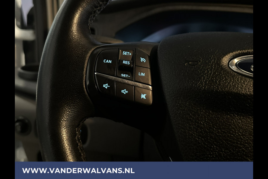 Ford Transit 2.0 TDCI 131pk L3H2 Euro6 Airco | Camera | Navigatie | Cruisecontrol | Verwarmde voorruit Stoelverwarming, Elektrisch verstelbare bestuurdersstoel, Parkeersensoren, Bijrijdersbank