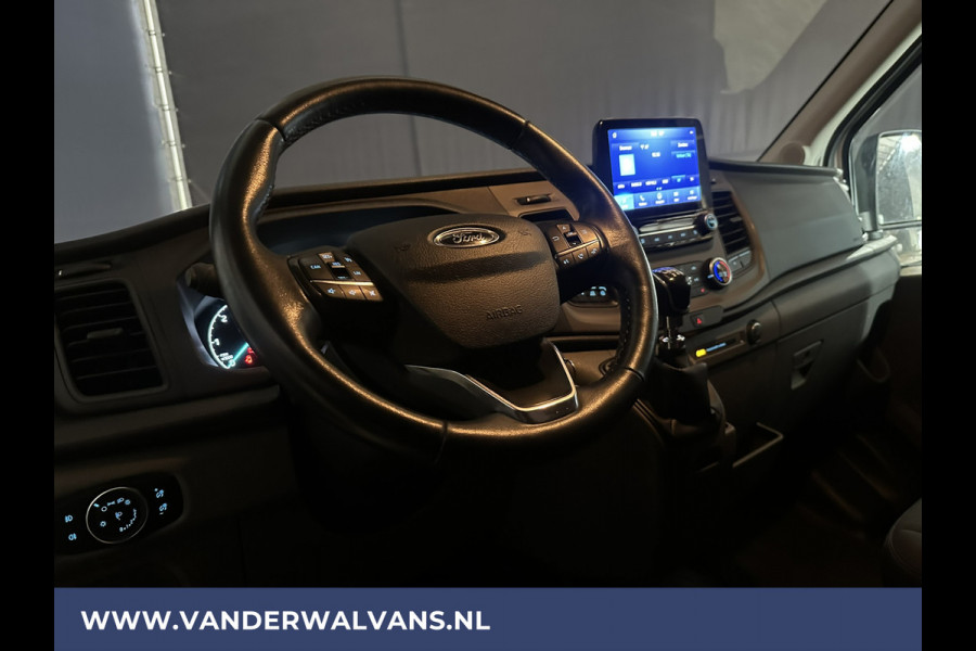 Ford Transit 2.0 TDCI 131pk L3H2 Euro6 Airco | Camera | Navigatie | Cruisecontrol | Verwarmde voorruit Stoelverwarming, Elektrisch verstelbare bestuurdersstoel, Parkeersensoren, Bijrijdersbank