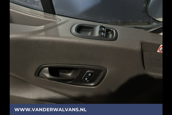 Ford Transit 2.0 TDCI 131pk L3H2 Euro6 Airco | Camera | Navigatie | Cruisecontrol | Verwarmde voorruit Stoelverwarming, Elektrisch verstelbare bestuurdersstoel, Parkeersensoren, Bijrijdersbank